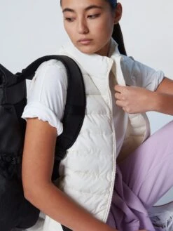 Ari Vest -North Sails Apparel hi res 011560 0114 det3