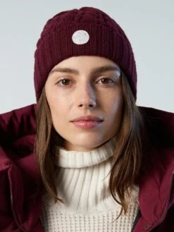 Cable-knit Beanie 12 Cable-knit Beanie -North Sails Apparel hi res 021626 0289 msfront1
