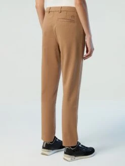 Eco Gabardine Chinos -North Sails Apparel hi res 074765 0135 msback1