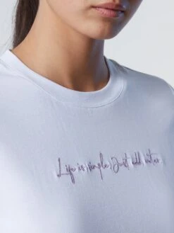 T-shirt With Embroidery 19 T-shirt With Embroidery -North Sails Apparel hi res 094202 0101 det2