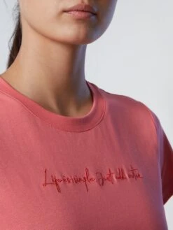 T-shirt With Embroidery 25 T-shirt With Embroidery -North Sails Apparel hi res 094202 0166 det2