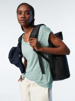 V-neck Top -North Sails Apparel hi res 094204 0405 msfront2