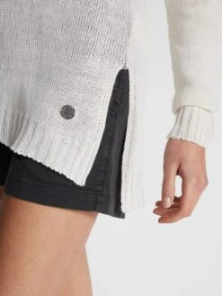 V-neck Jumper -North Sails Apparel hi res 095409 0101 det1