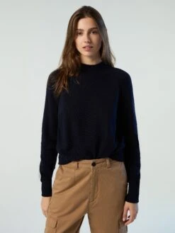 Eco Cashmere Mock-neck -North Sails Apparel hi res 095455 0802 msfront2