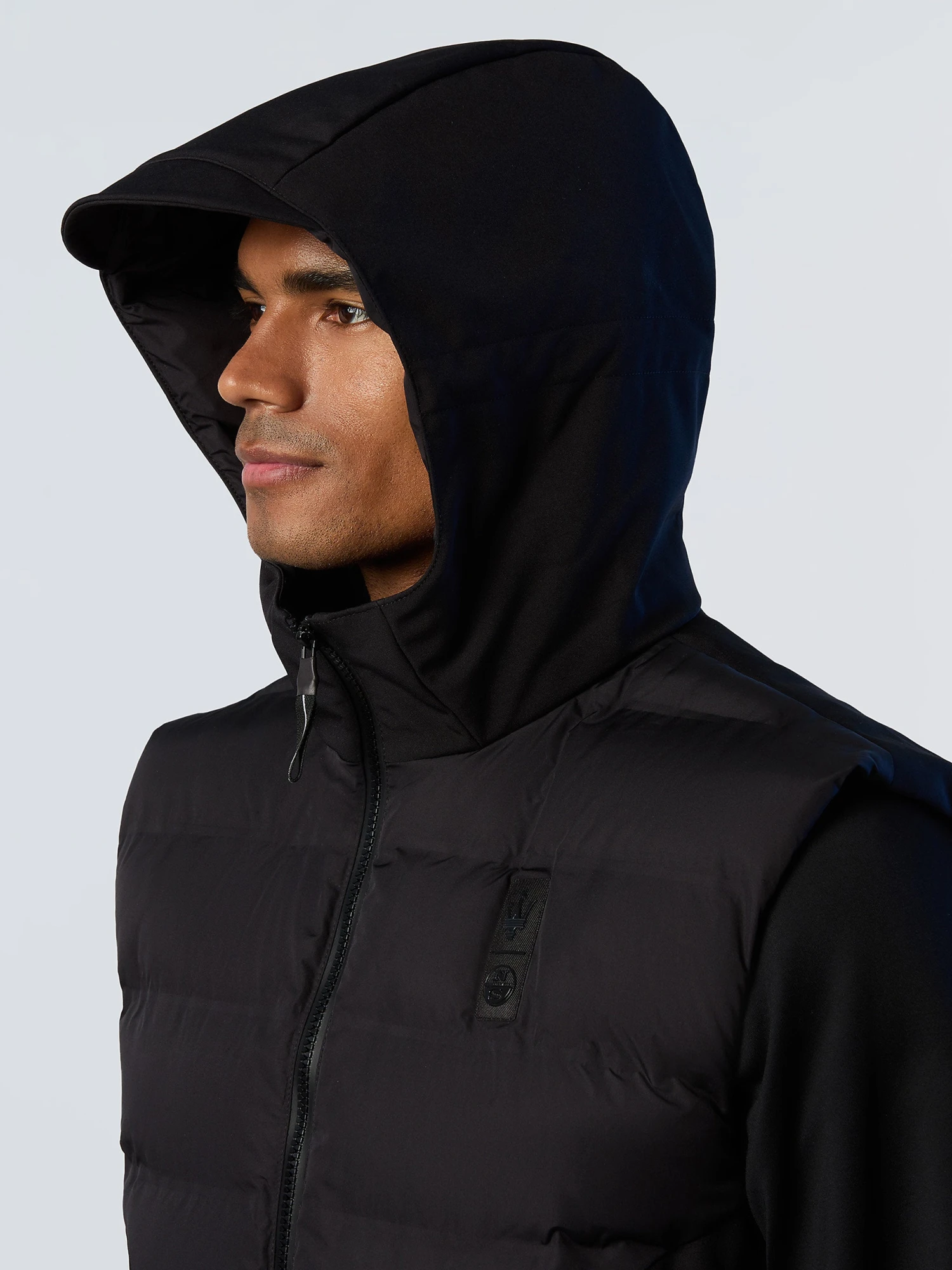 Levante Vest 18 Levante Vest - Image 16