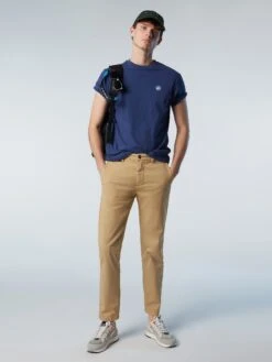 Defender Gabardine Chinos -North Sails Apparel hi res 672991 0109 msfront2