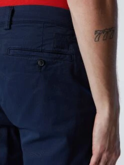 Defender Gabardine Chinos -North Sails Apparel hi res 672991 0802 det1