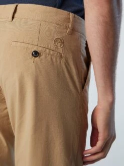 Defender Poplin Chinos -North Sails Apparel hi res 672992 0109 det1