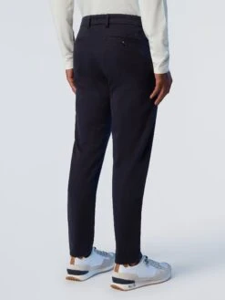 Defender Eco Gabardine Chinos -North Sails Apparel hi res 673041 0802 msback1