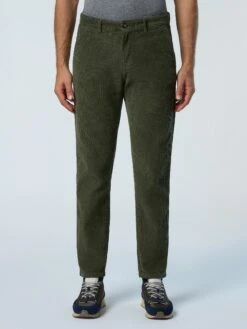 Defender Corduroy Chinos -North Sails Apparel hi res 673046 0437 msfront1