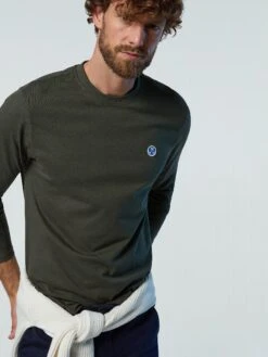 Long-sleeved T-shirt With Logo Patch -North Sails Apparel hi res 692902 0437 msfront2
