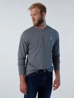 Long-sleeved T-shirt With Logo Patch -North Sails Apparel hi res 692902 0928 msfront2